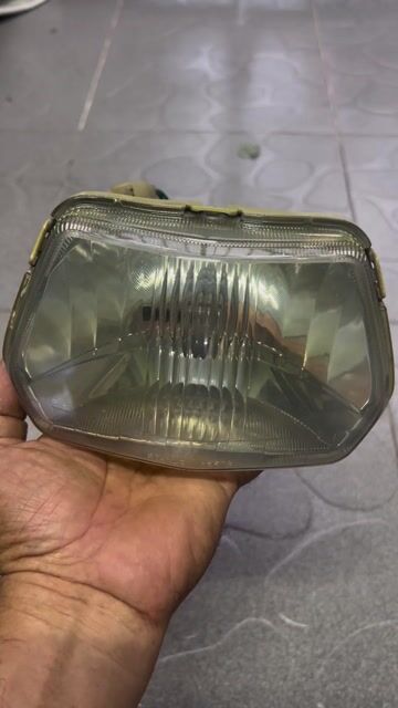 Đèn pha Honda Super Dream 110cc 2012 hàng zin đẹp. Mua bán Phụ tùng xe tại Quận 6 Tp Hồ Chí Minh được đăng bởi DŨNG       hình 1