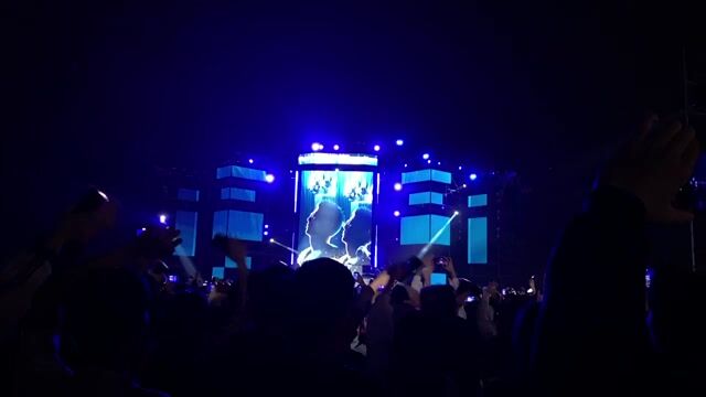 ups APC 1400VA 24v chuyên cho máy tính. Mua bán Phụ kiện (Màn hình, Chuột...) tại Huyện Tân Yên Bắc Giang được đăng bởi Hùng Còis hình 1