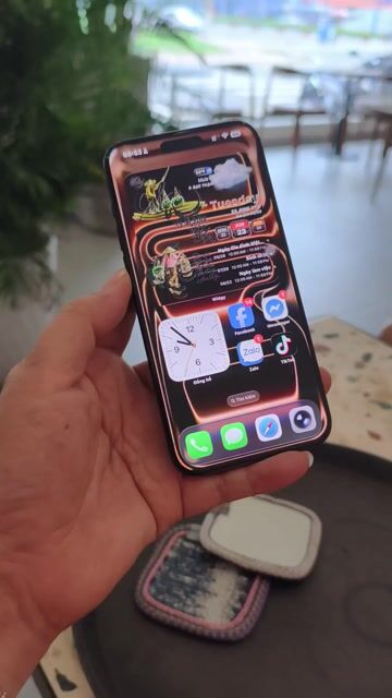 Apple iPhone15 Pro Max 256GB CH/A 2 sim vật lý zin. Mua bán Điện thoại tại Thành phố Mỹ Tho Tiền Giang được đăng bởi LH Max Dilys hình 1