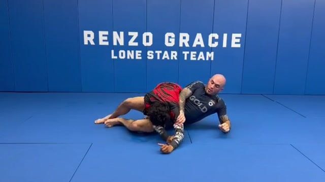 Escape de brazo recto de 100kg
