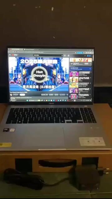 ASUS Vivobook 16 Ultra 5 16GB/SSD. Mua bán Laptop tại Quận 5 Tp Hồ Chí Minh được đăng bởi Trần Trí hình 1