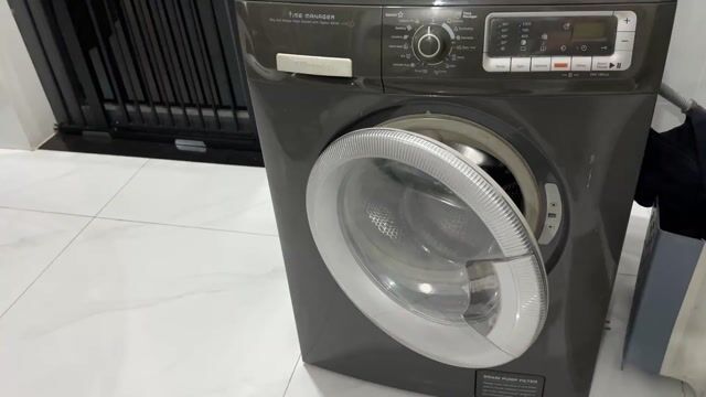 Máy giặt Electrolux 8kg cửa trước. Mua bán Máy giặt tại Thành phố Thuận An Bình Dương được đăng bởi Dương Đình Khánh hình 1