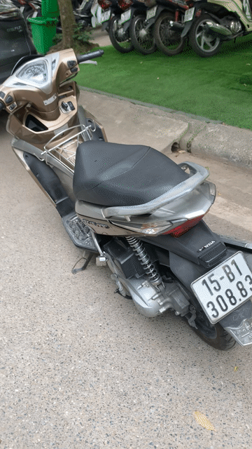 Airblade. Mua bán Xe máy tại Quận Hà Đông Hà Nội được đăng bởi Cừu Béo hình 1