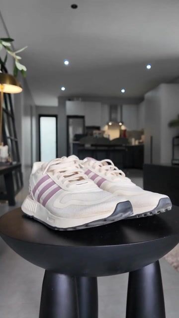 Adidas Originals Multix Sneakers – Ecru/Mauve/Black – UK 5 |