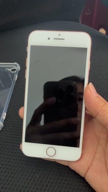 Apple iPhone 8 64GB Vàng hồng. Mua bán Điện thoại tại Huyện Long Hồ Vĩnh Long được đăng bởi Tuấn  hình 1