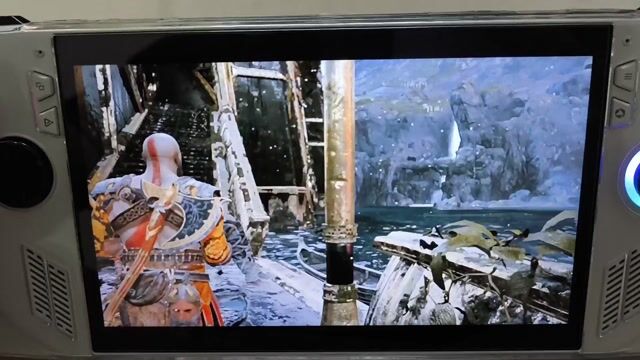 Máy chơi game Asus Rog Ally Z1E Trắng Như mới. Mua bán Thiết bị chơi game tại Huyện Bàu Bàng Bình Dương được đăng bởi Nguyen Minh hình 1