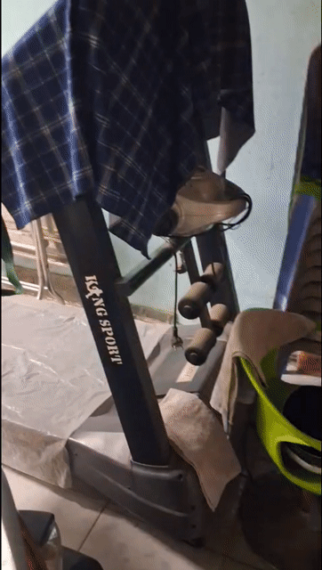 Máy chạy bộ Kingsport Đen. Mua bán Đồ thể thao, Dã ngoại tại Huyện Củ Chi Tp Hồ Chí Minh được đăng bởi Nguyễn thị kim khanh hình 1