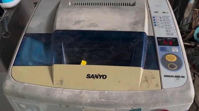 Máy giặt Sanyo 10kg Trắng cũ. Mua bán Máy giặt tại Quận Hai Bà Trưng Hà Nội được đăng bởi Duy dien hình 1