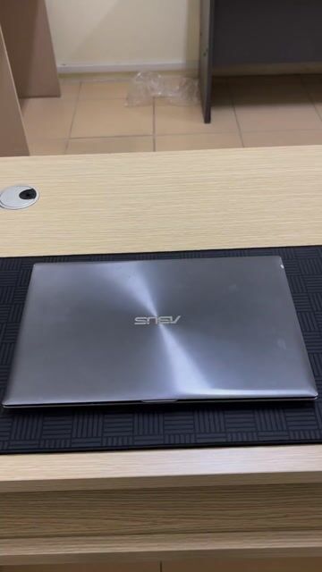 ASUS Zenbook UX32A i5-3317U 13.3 inch 4GB/256GB. Mua bán Laptop tại Quận Thanh Xuân Hà Nội được đăng bởi Khánh Phạm hình 1