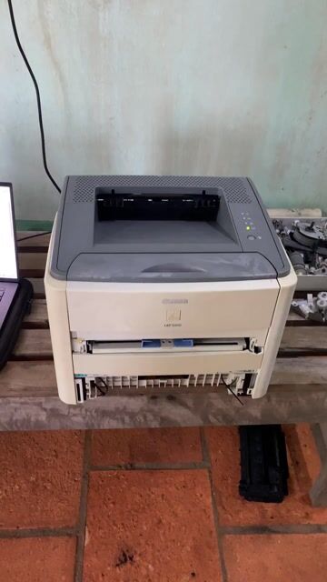 Máy in Canon LBP 3300 In 2 mặt tự động zin chạy ok. Mua bán Đồ dùng văn phòng tại Thành phố Biên Hòa Đồng Nai được đăng bởi Máy In Cũ Biên Hoà Giá Rẻ hình 1