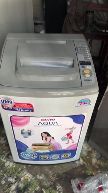 Máy giặt Sanyo 7.5kg Xám. Mua bán Máy giặt tại Quận Bình Thuỷ Cần Thơ được đăng bởi lê bích hình 1