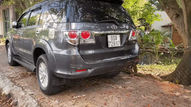 Toyota Fortuner 2012 Xám 7 chỗ 112.287 km. Mua bán Ô tô tại Thành phố Biên Hòa Đồng Nai được đăng bởi le duy ngoc  hình 1