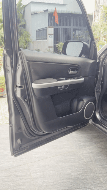 Suzuki Grand Vitara 2011 Xám. Mua bán Ô tô tại Thành phố Dĩ An Bình Dương được đăng bởi Hiếu Auto Nghĩa Phát hình 1