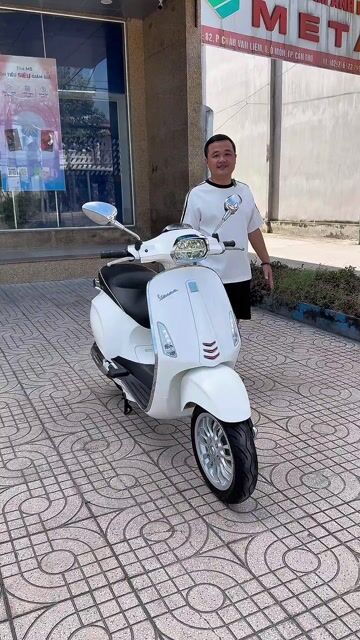 Piaggio Vespa Sprint 2015 Trắng Led như mới. Mua bán Xe máy tại Quận Ô Môn Cần Thơ được đăng bởi Trần Tùng hình 1