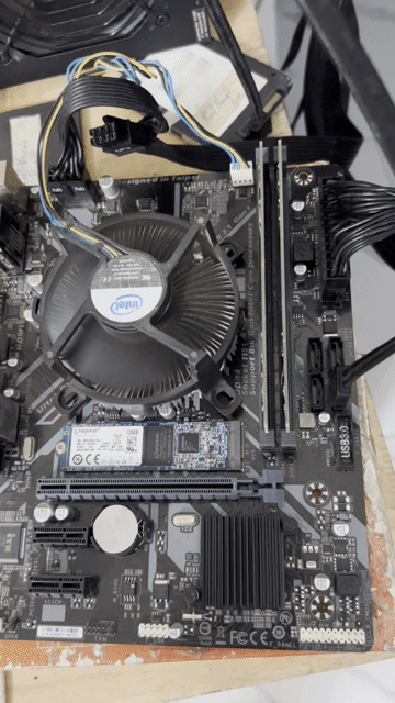 Bo mạch chủ Gigabyte H310. Mua bán Linh kiện (RAM, Card...) tại Quận Tây Hồ Hà Nội được đăng bởi MayTinhGiaReHaNoi hình 1