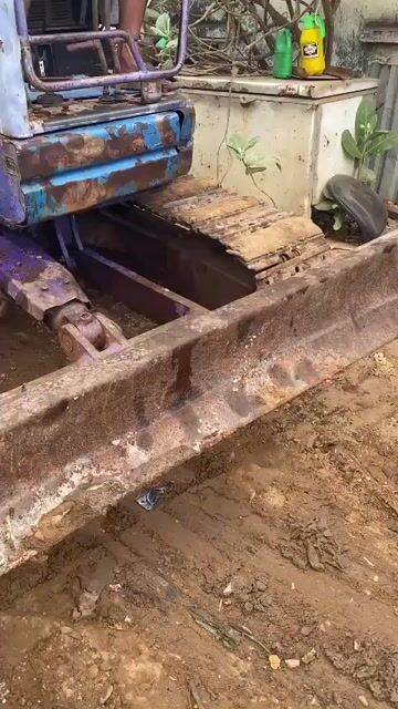 KOMATSU PC50UU-2E QUÁ ÊM, CÒN GIẤY. Mua bán Phương tiện khác tại Huyện Cái Bè Tiền Giang được đăng bởi AN hình 1