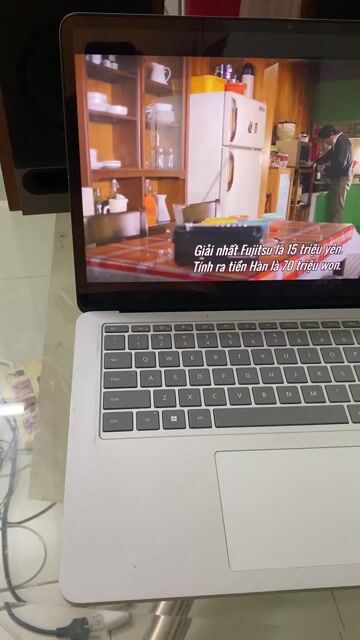 Microsoft Surface Laptop Studio 1 i5-11300H 14.4 i. Mua bán Laptop tại Quận Sơn Trà Đà Nẵng được đăng bởi Nguyễn Du hình 1