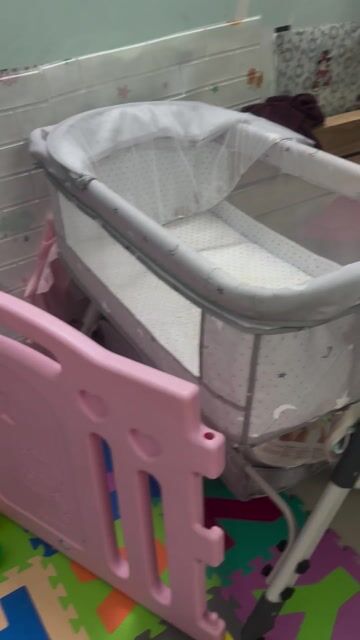 nôi và xe đẩy 2 chiều. Mua bán Mẹ và bé tại Quận 6 Tp Hồ Chí Minh được đăng bởi Thạch Anh hình 1