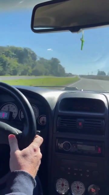 Acelerei com o gol turbo 1,7kg, não deu pro astra!! 😂😂 #turbo #boost #astra #golturbo