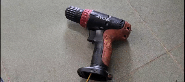 Máy khoan pin Ryobi BD-710 dùng bình xe máy. Mua bán Đồ chuyên dụng, Giống nuôi trồng tại Huyện Châu Thành Sóc Trăng được đăng bởi Khoan Pin Giá Rẻ hình 1