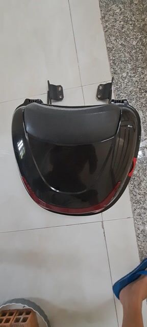 Thùng sau xe máy ware blade nhựa Đen. Mua bán Phụ tùng xe tại Quận 12 Tp Hồ Chí Minh được đăng bởi Phát Ke hình 1