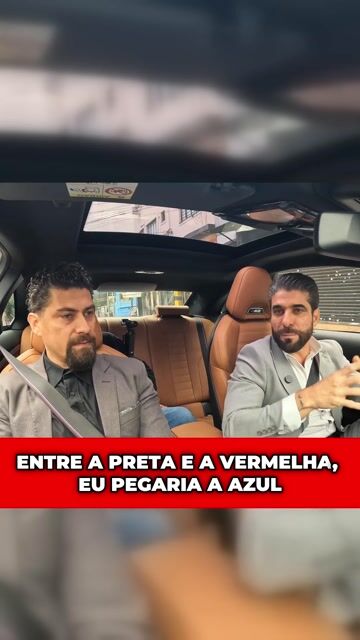 Entre a preta e a vermelha, eu pegaria a azul
