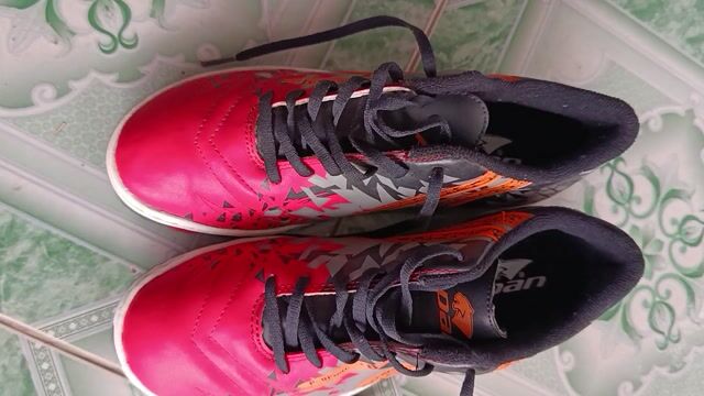 Cửa hàng thanh lý Giày đá bóng Pan Performax 8 TF. Mua bán Đồ thể thao, Dã ngoại tại Huyện Đông Anh Hà Nội được đăng bởi Tuấn Linh Nguyễn hình 1