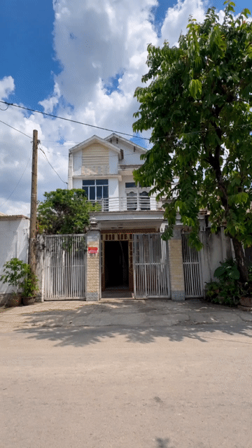 Cho thuê Nhà ở Huyện Hóc Môn Tp Hồ Chí Minh diện tích 102 m² giá 10 triệu/tháng