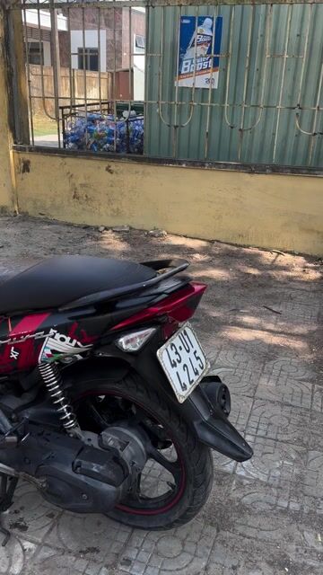 Yamaha Novo Lx Đỏ đen. Mua bán Xe máy tại Quận Liên Chiểu Đà Nẵng được đăng bởi Lê Sang hình 1