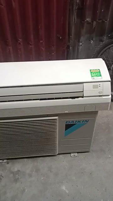 Điều hòa Daikin thái 9000 BTU. Mua bán Máy lạnh, điều hoà tại Quận Hoàn Kiếm Hà Nội được đăng bởi e lê 286 nguyễn xiển hình 1