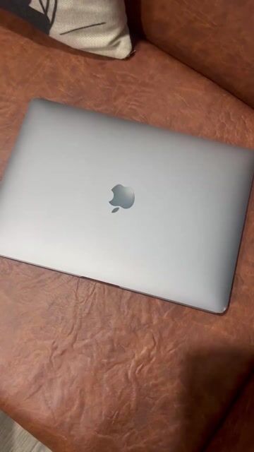 Apple MacBook Air M1 Xám. Mua bán Laptop tại Quận Ba Đình Hà Nội được đăng bởi Hà Phương hình 1
