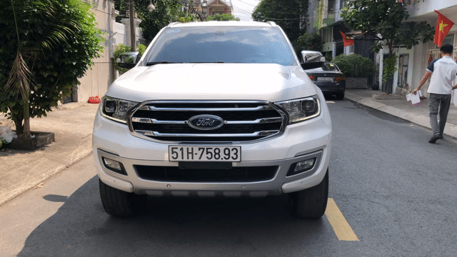 Ford Everest Titanium 2020 xe 1 chủ full hãng. Mua bán Ô tô tại Quận Gò Vấp Tp Hồ Chí Minh được đăng bởi XE FORD LƯỚT hình 1