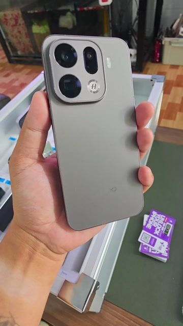 Oppo Find X9 Pro 16GB/512GB Xám. Mua bán Điện thoại tại Thành phố Bà Rịa Bà Rịa - Vũng Tàu được đăng bởi Trần Tùng hình 1
