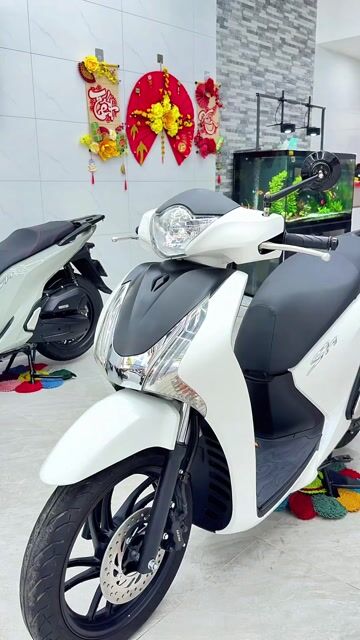 Honda SH 150i Trắng đen. Mua bán Xe máy tại Quận Thanh Khê Đà Nẵng được đăng bởi Thành Đại   hình 1