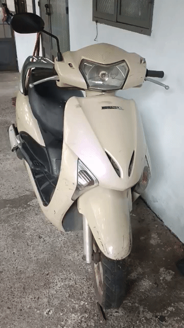 Honda Lead 2010 màu Kem. Mua bán Xe máy tại Thành phố Thủ Dầu Một Bình Dương được đăng bởi Huỳnh Trang Thảo Nhi  hình 1