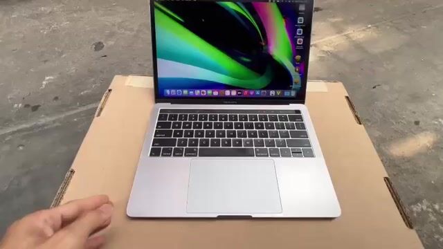 PRO 2017 13' TOUCHBAR - I5 - 8G - 256G - FULL SẠCH. Mua bán Laptop tại Quận 3 Tp Hồ Chí Minh được đăng bởi Tèo hình 1