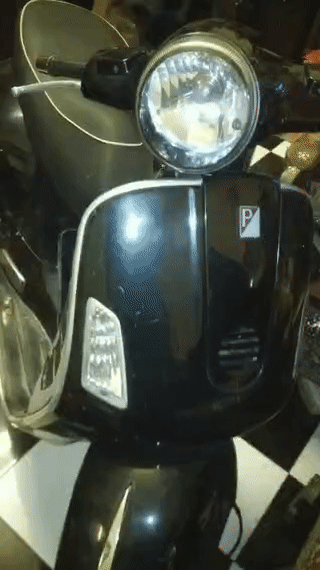 Piaggio Vespa GT màu Đen. Mua bán Xe máy tại Quận Cầu Giấy Hà Nội được đăng bởi Liêm hình 1