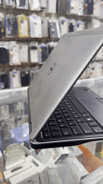 Dell Latitude 7240 i7-4600U 13.3 inch 4GB/120GB. Mua bán Laptop tại Quận Đống Đa Hà Nội được đăng bởi Hai hình 1