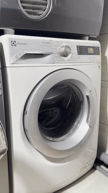 Máy giặt Electrolux EWF12732 7kg Trắng. Mua bán Máy giặt tại Quận Gò Vấp Tp Hồ Chí Minh được đăng bởi Chí Lâm hình 1