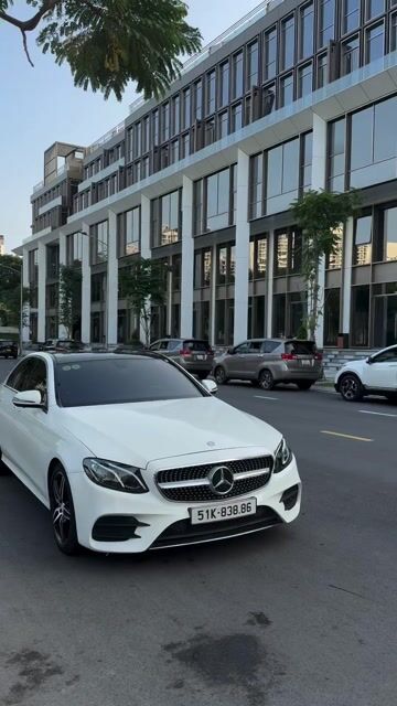 Mercedes-Benz E300 AMG 2017 Trắng. Mua bán Ô tô tại Quận 11 Tp Hồ Chí Minh được đăng bởi Minh 45678 hình 1