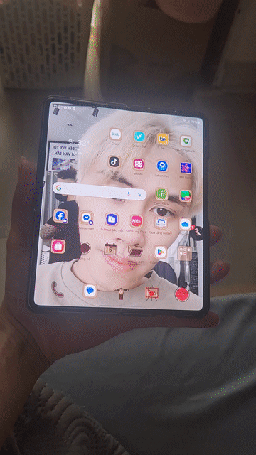 Samsung Z Fold3. Mua bán Điện thoại tại Quận 1 Tp Hồ Chí Minh được đăng bởi Nguyễn tiến hình 1