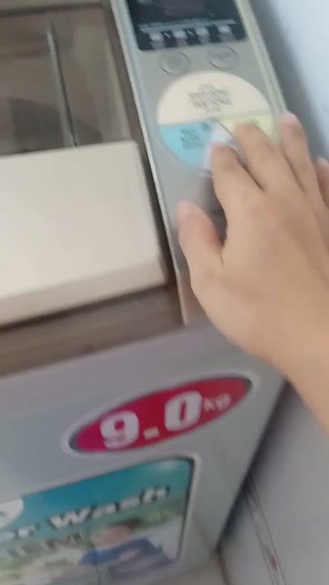 Máy giặt Aqua 9kg Giặt vắt Xám. Mua bán Máy giặt tại Quận Gò Vấp Tp Hồ Chí Minh được đăng bởi Quỳnh Nga  hình 1