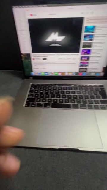 Apple Macbook Pro 2019  i7 15 inch 16GB/256GB. Mua bán Laptop tại Quận Đống Đa Hà Nội được đăng bởi Tiến Mạnh hình 1