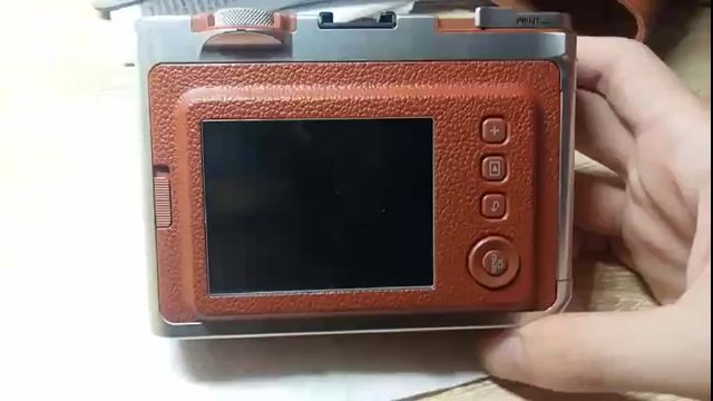 Máy ảnh Fujifilm Instax Mini Evo Nâu cũ. Mua bán Máy ảnh, Máy quay tại Quận Hà Đông Hà Nội được đăng bởi Nguyễn Minh hình 1