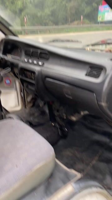 ThanhLy xe oto Daihatsu 2004 1.6 trở hàng. Mua bán Xe tải, xe ben tại Quận Hà Đông Hà Nội được đăng bởi Ngô Dương hình 1