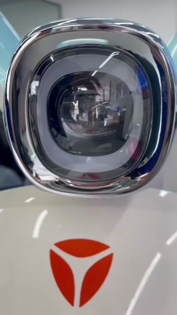 Xe máy điện Yadea Vekoo điều khiển điện thoại. Mua bán Xe điện tại Huyện Đức Hòa Long An được đăng bởi Yadea Trung Đức Phát  hình 1