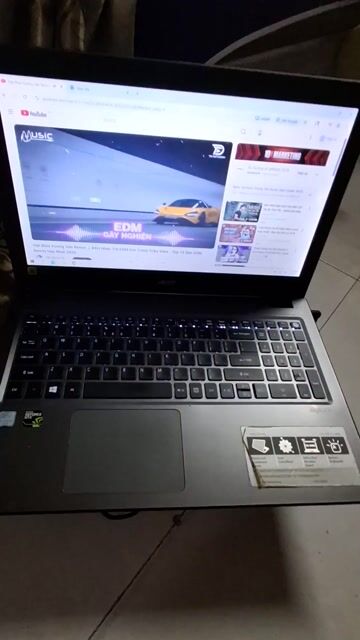 Acer Aspire V5-591G i5 4GB/128GB Đen. Mua bán Laptop tại Quận Ninh Kiều Cần Thơ được đăng bởi Nguyễn Tuấn  hình 1