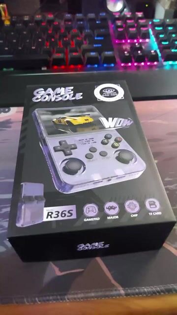 Máy chơi game R36s 3.5 inch IPS OCA Trắng. Mua bán Thiết bị chơi game tại Quận Hải Châu Đà Nẵng được đăng bởi Trần Gia Bang hình 1