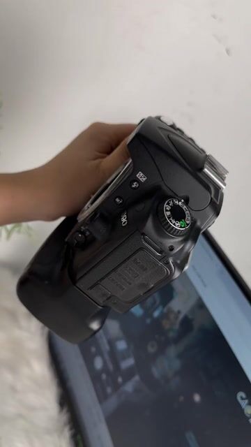 Máy ảnh Nikon D90 Đen Đã sử dụng. Mua bán Máy ảnh, Máy quay tại Quận 3 Tp Hồ Chí Minh được đăng bởi Lê Thị Nhung hình 1