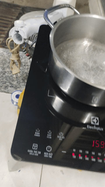Bếp từ Electrolux ETD42SKA Đen. Mua bán Bếp, lò, đồ điện nhà bếp tại Quận Bình Tân Tp Hồ Chí Minh được đăng bởi Điên tư Phuc An  hình 1